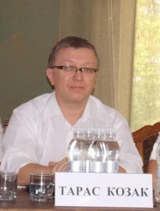 У Чорткові передвиборчу програму зарепрезентував кандидат у народні депутати Тарас Козак