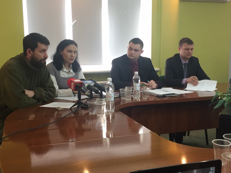 Прес-конференція з оприлюдненням нових фактів резонансного розбійного нападу з викраденням та побиттям волонтера у  центрі Тернополя