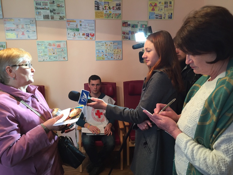 Акція для переселенців  зі Сходу України та Криму “Нас єднає Великдень!”