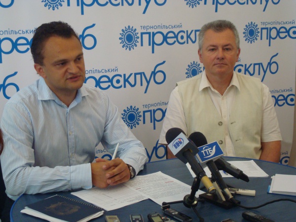 Тернополяни активно включилися у прибирання міста після зими