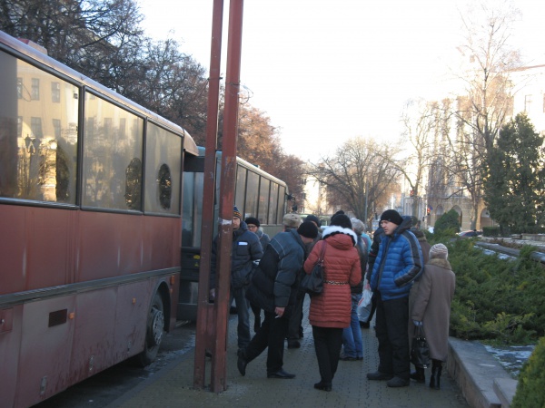 Тернополяни  щодня виїжджають на Київ