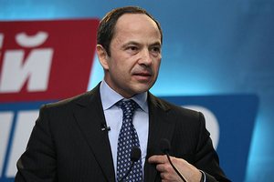 Українська влада недостатньо жорстко відстоює свої інтереси в діалозі з ЄС та міжнародними фінансовими організаціями
