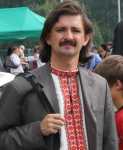 45-річчя 17 травня відзначає власний кореспондент газети “Дзеркало тижня” Роман Якель