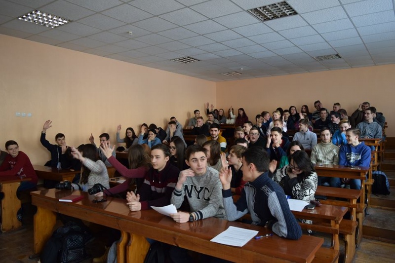 Студенти зазирнули в майбутнє